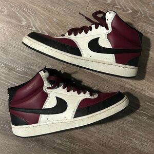 NIKE COURT VISION MID